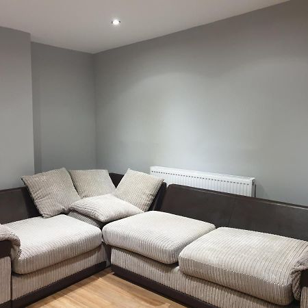 Lovely 1 Bedroom Flat High Barnet 3 Mins Away Εξωτερικό φωτογραφία