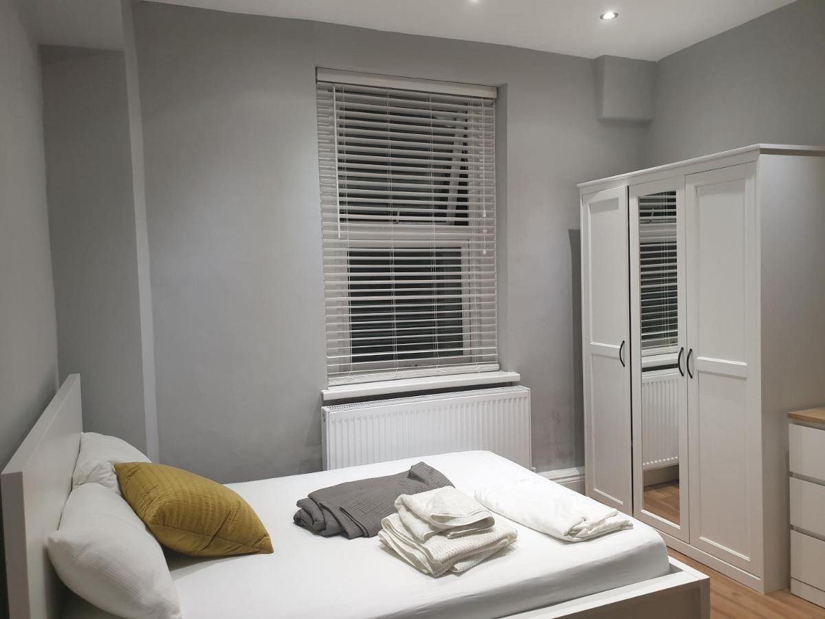 Lovely 1 Bedroom Flat High Barnet 3 Mins Away Εξωτερικό φωτογραφία
